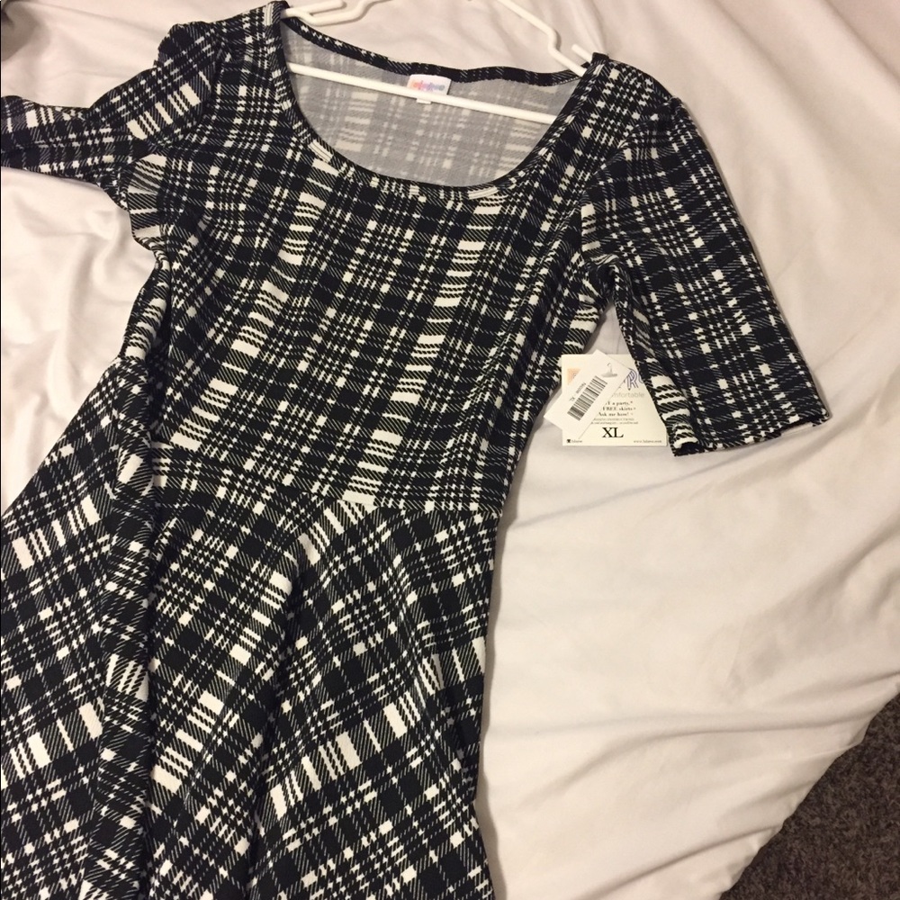 Lularoe Nicole Dress